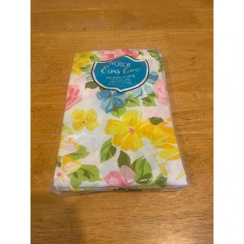 VTG PEQUOT PILLOW‎ CASES 50/50 Cottage Core Chic Floral USA Pink NIP